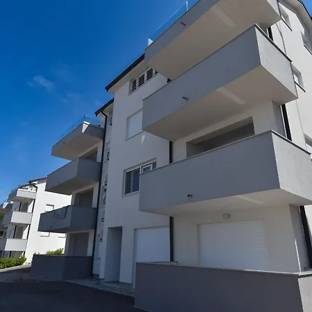 Lika Appartement *
